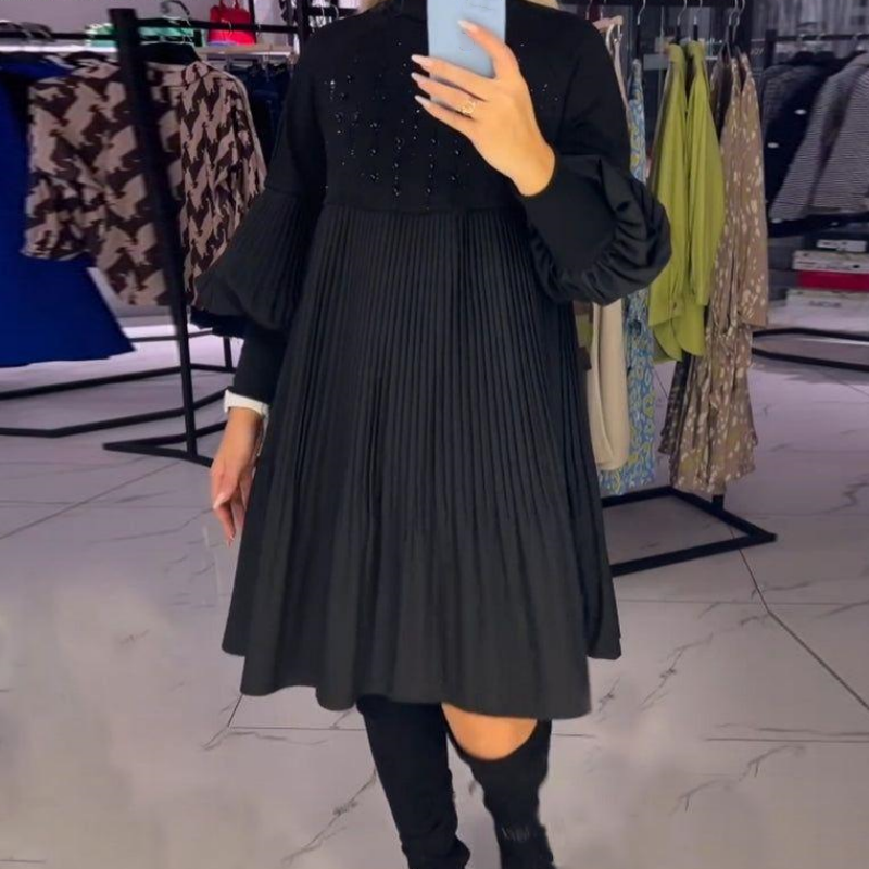 Valantomode | Chic Midi Dress for Date Nights and Special Events