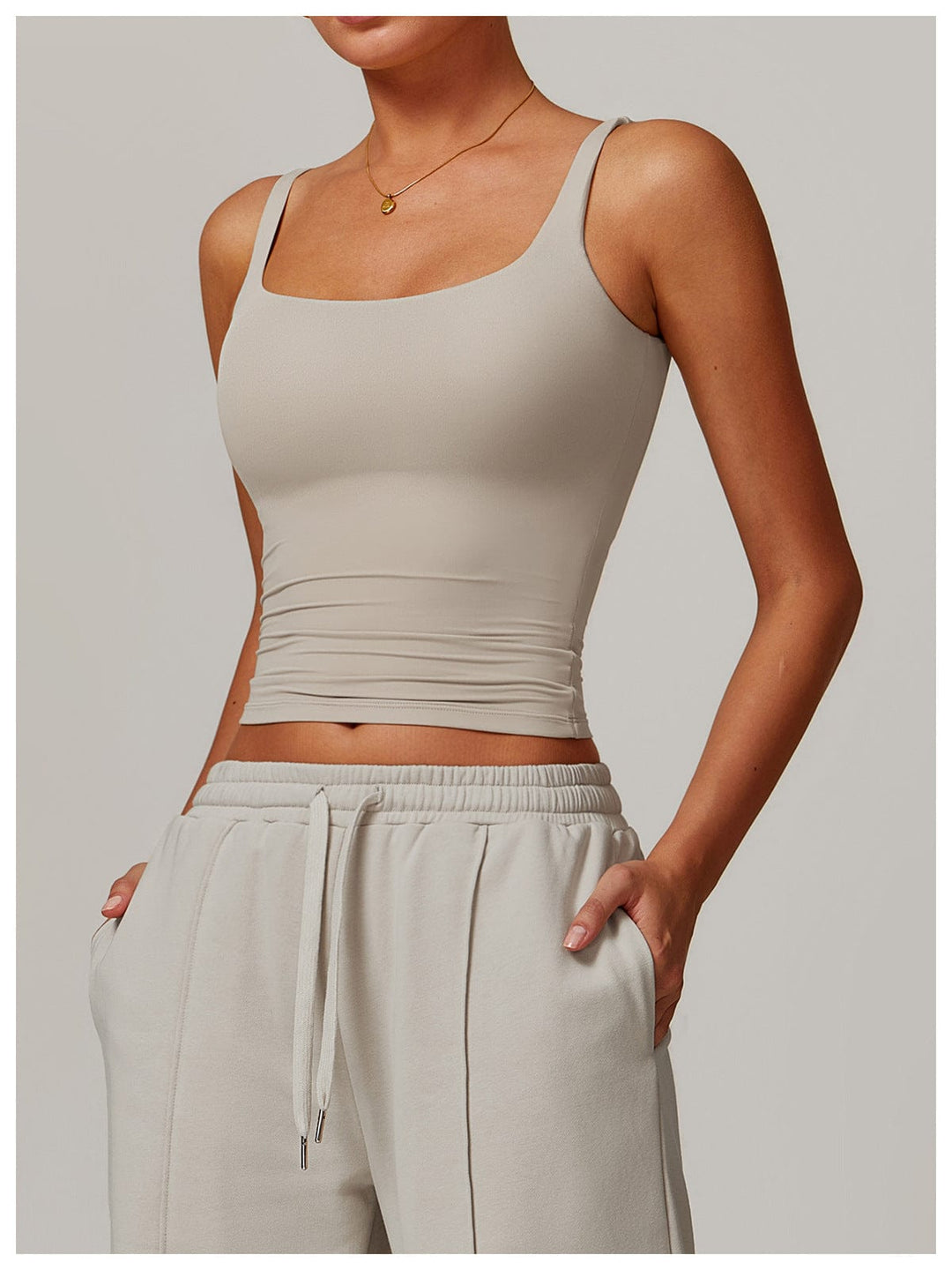 Valantomode | Lightweight Seamless Square Neck Tank Top for Women - Shaping Camisole Ideal for Layering and Daily Wear