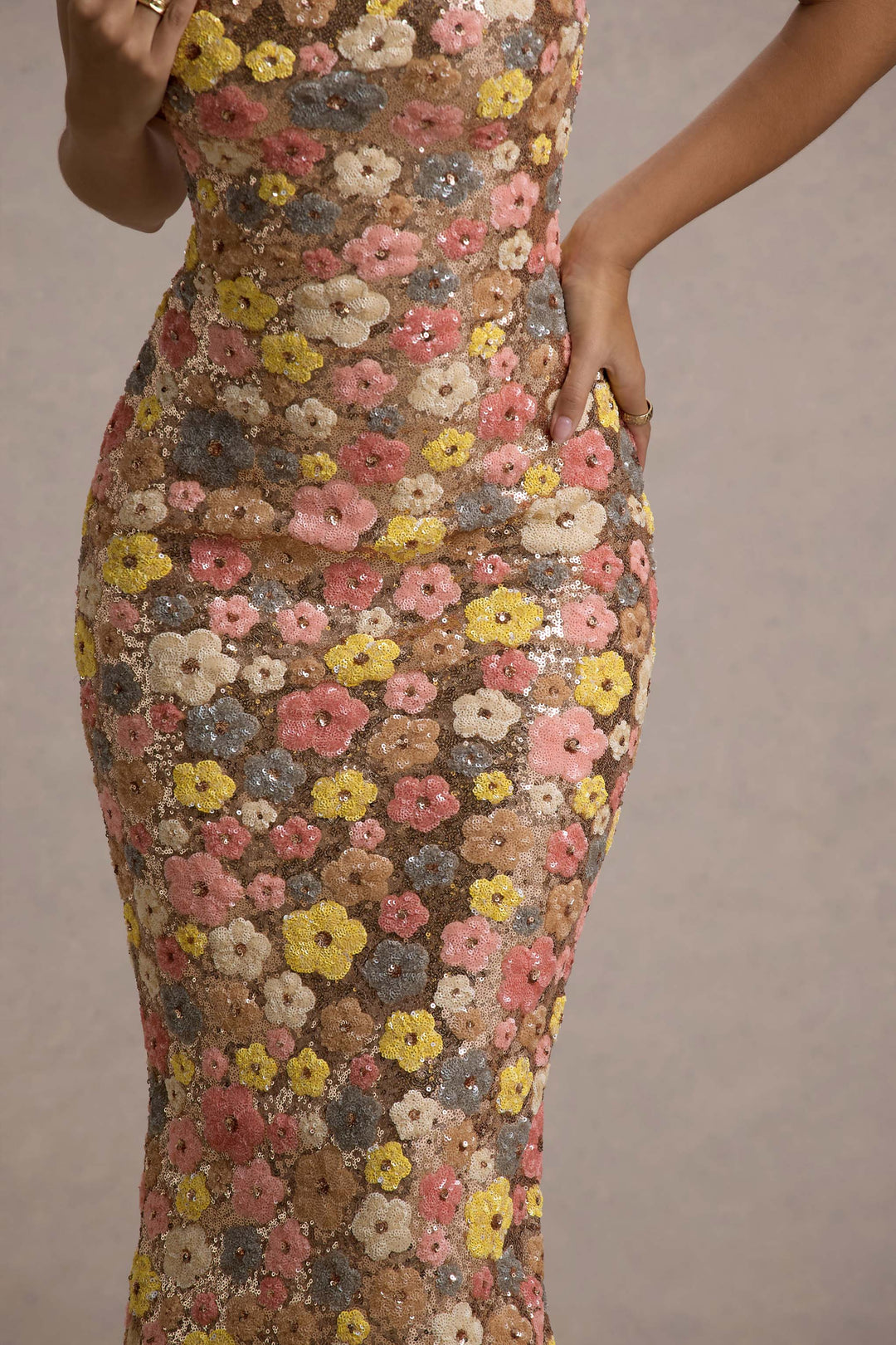 Valantomode | Stunning Floral Dress for Everyday and Special Events