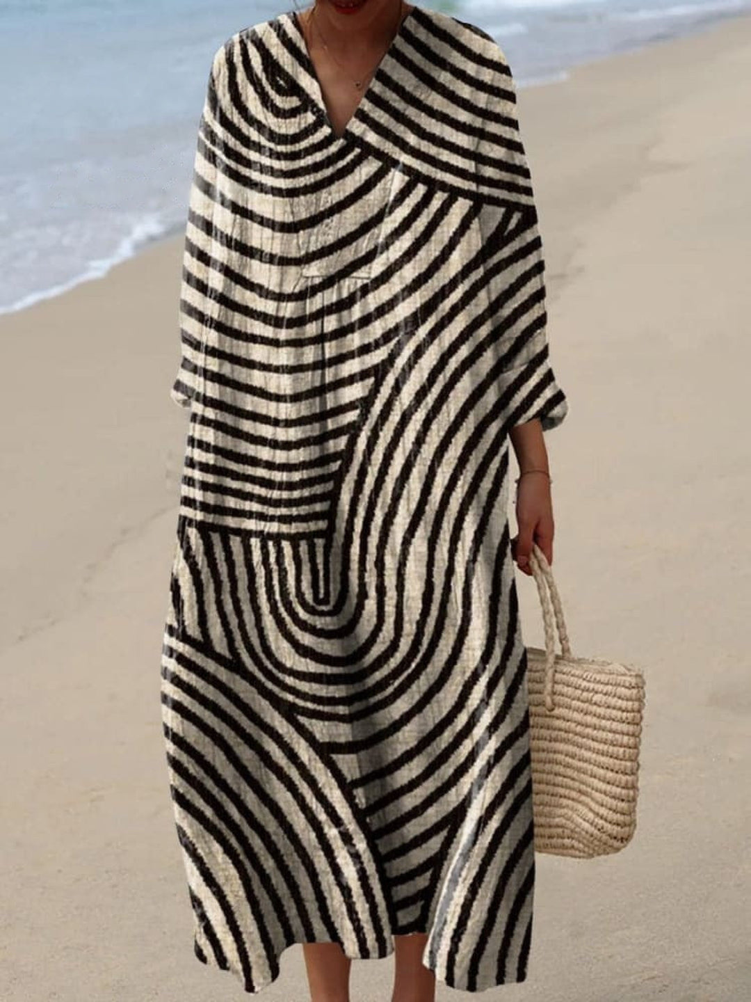 Valantomode | Stylish Graphic Dress for Trendy Summer Outings